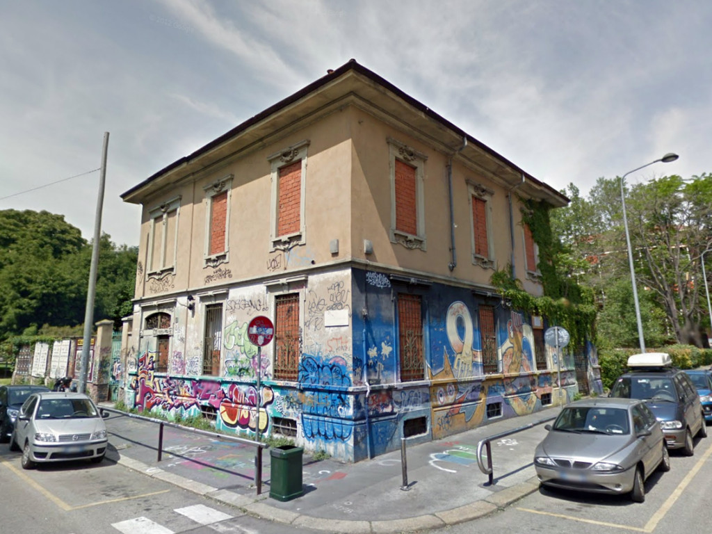 Via Stendhal 7