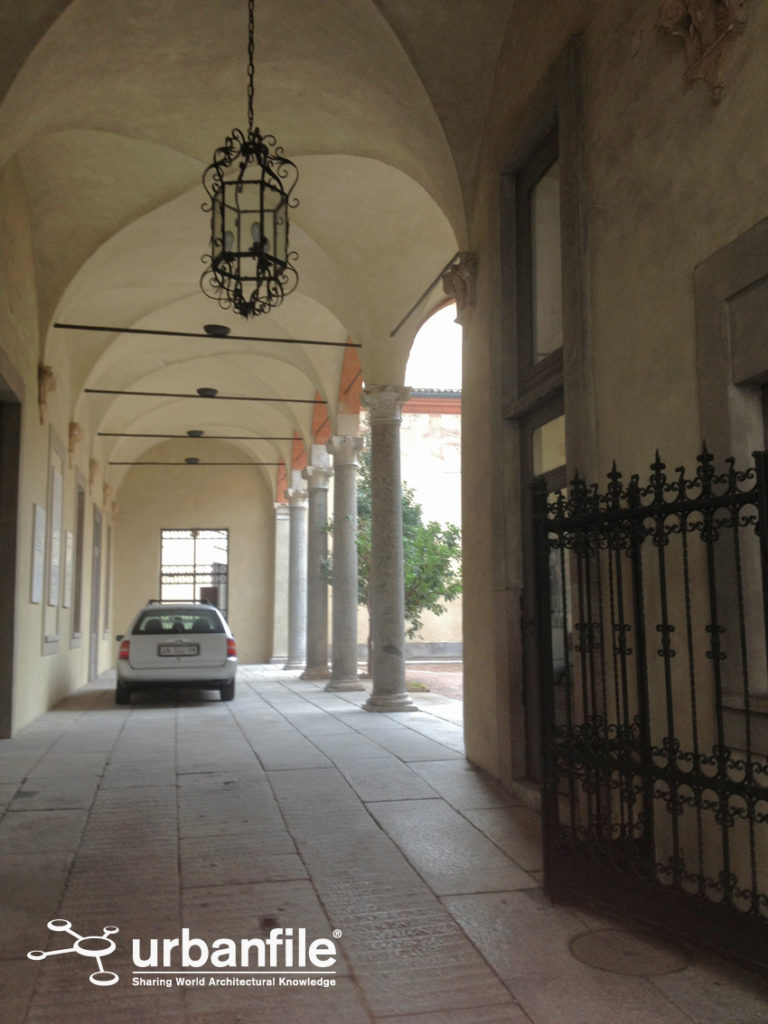 2013-01-27 Palazzo Landriani 4
