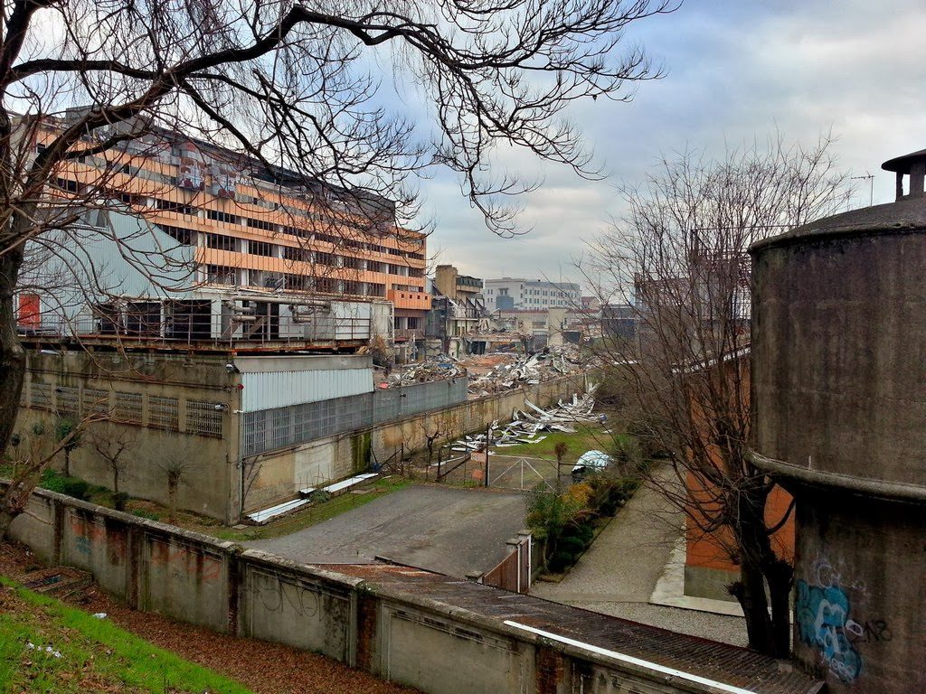 2014-01-11-demolizioni-poste-lugano-2