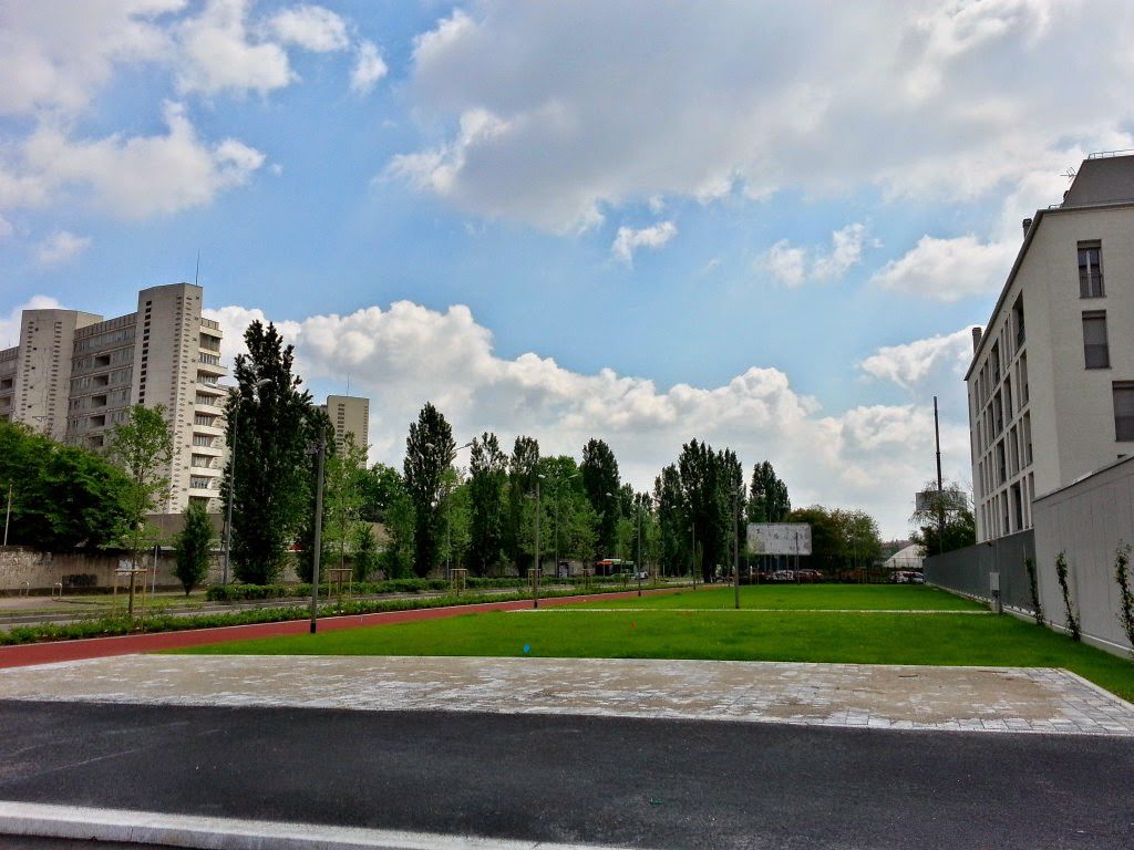 2014-04-22-via-fratelli-zoia-14