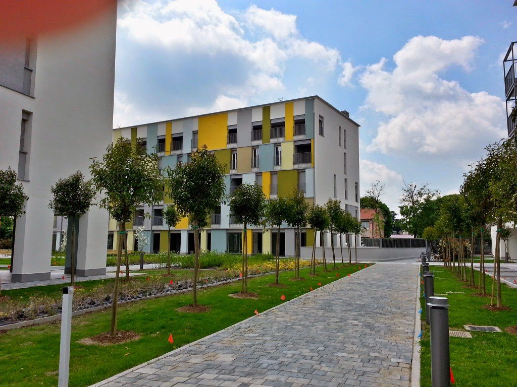 2014-04-22-via-fratelli-zoia-16