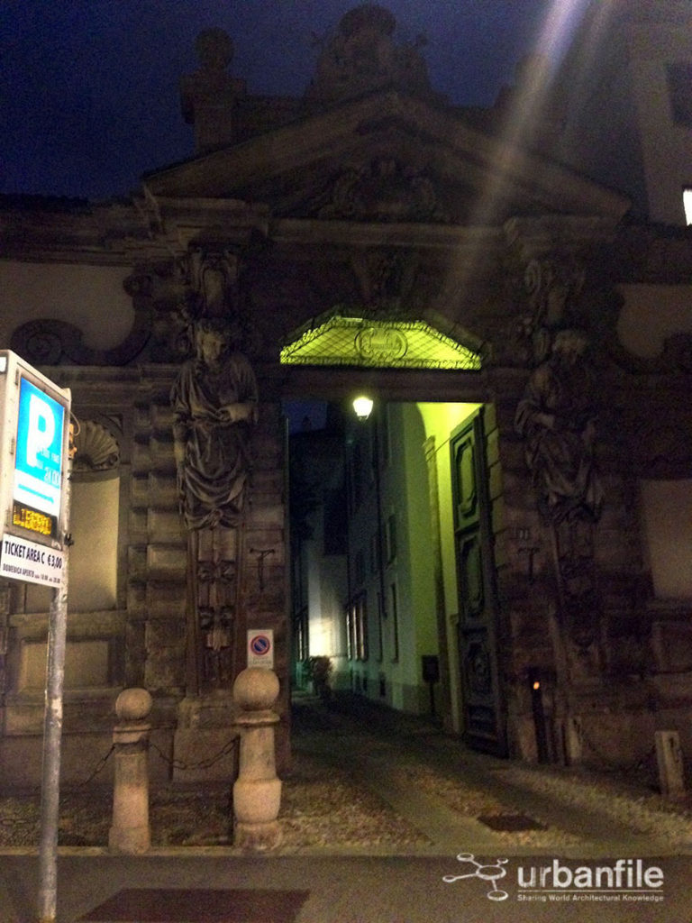 2014-09-24-illuminazione-palazzi-3