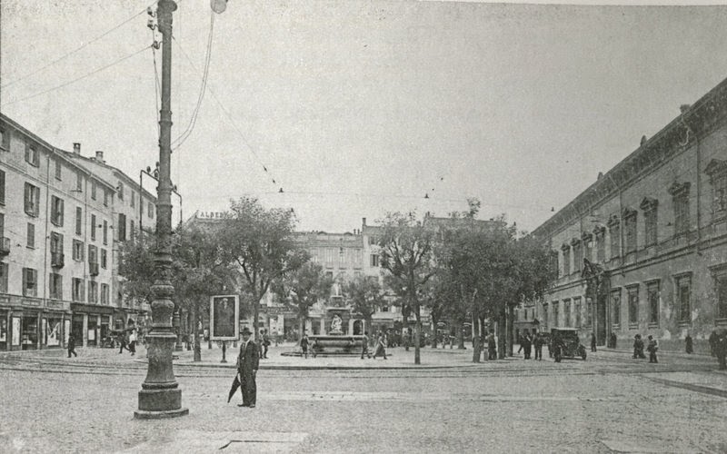 17 piazza Fontana intorno al 1920 ca