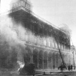 1918 - La Rinascente durante l’incendio del 25 Dicembre 1918, solo 3 settimane dopo l'apertura