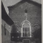 Facciata della chiesa di S. Bernardino alle Monache, prima dei lavori condotti nel 1922 da Adolfo Zacchi che ripristinò le antiche aperture