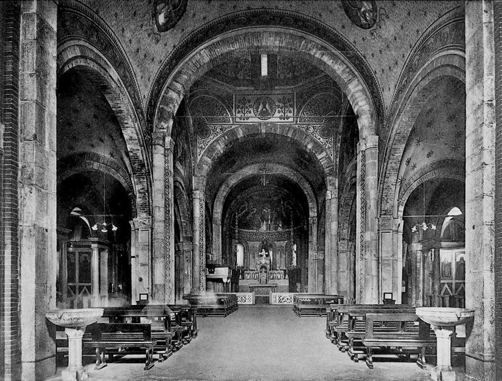 Chiesa_San_Babila_1900_Interno