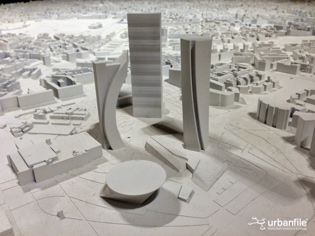 2014-12-24 Plastico Milano Urbancenter 0