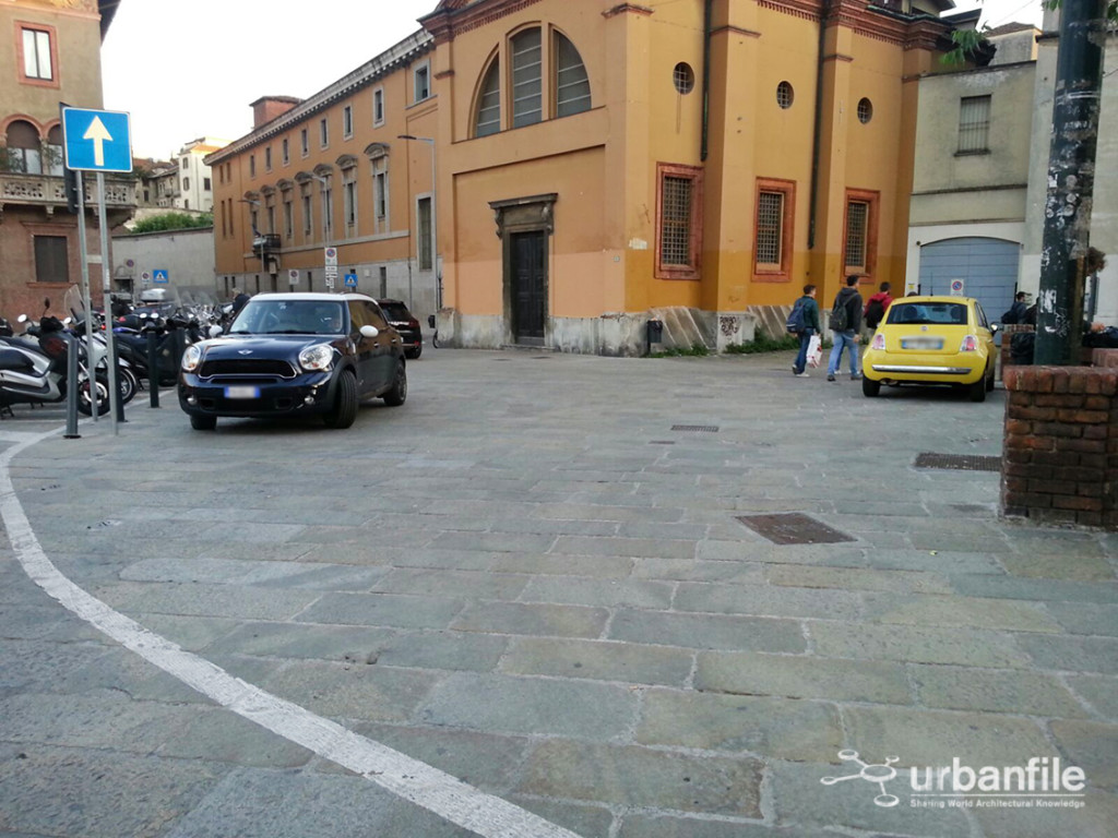 2016-05-04_Sant_Ambrogio_Parcheggi_1