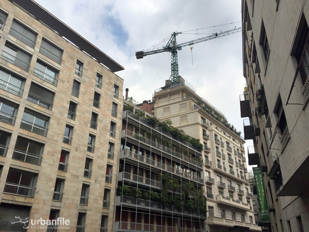 2016-06-11_Palazzo_Parigi_Gru_2