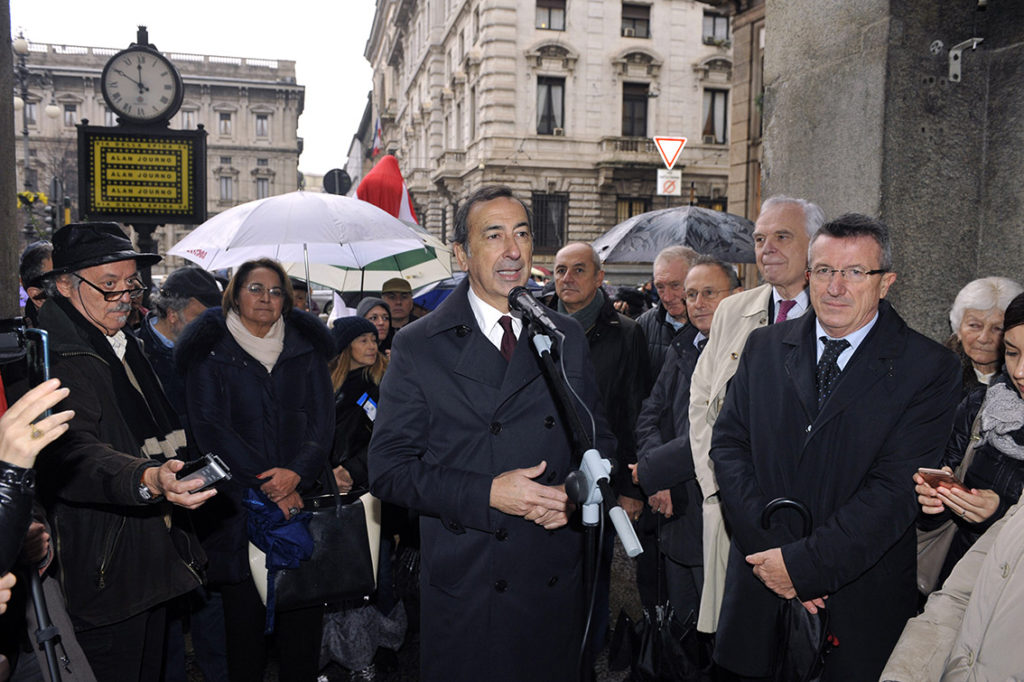 Cerimonia di inaugurazione di Largo Ghiringhelli e della statua di Giulio Ricordi - Milano, 25 novembre 2016