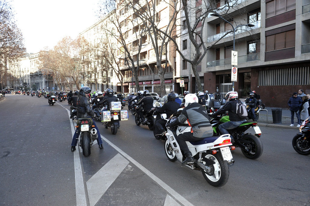 2017-01-06_befana_motociclisti_milano_5