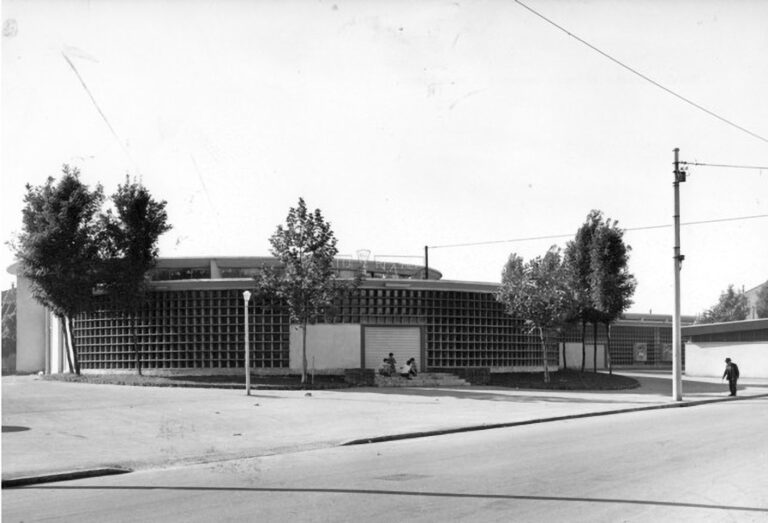 Urbanfile Blog 1952 Vialba Il Mercato Coperto In Via Maria Drago Di