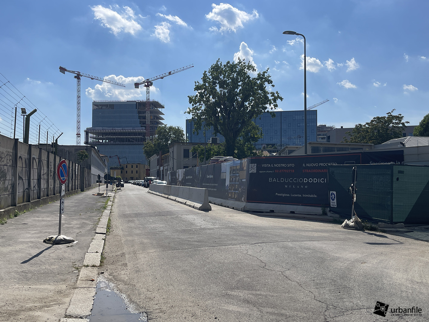 Milano Vigentino Cantieri In Via Balduccio Da Pisa Luglio 2024