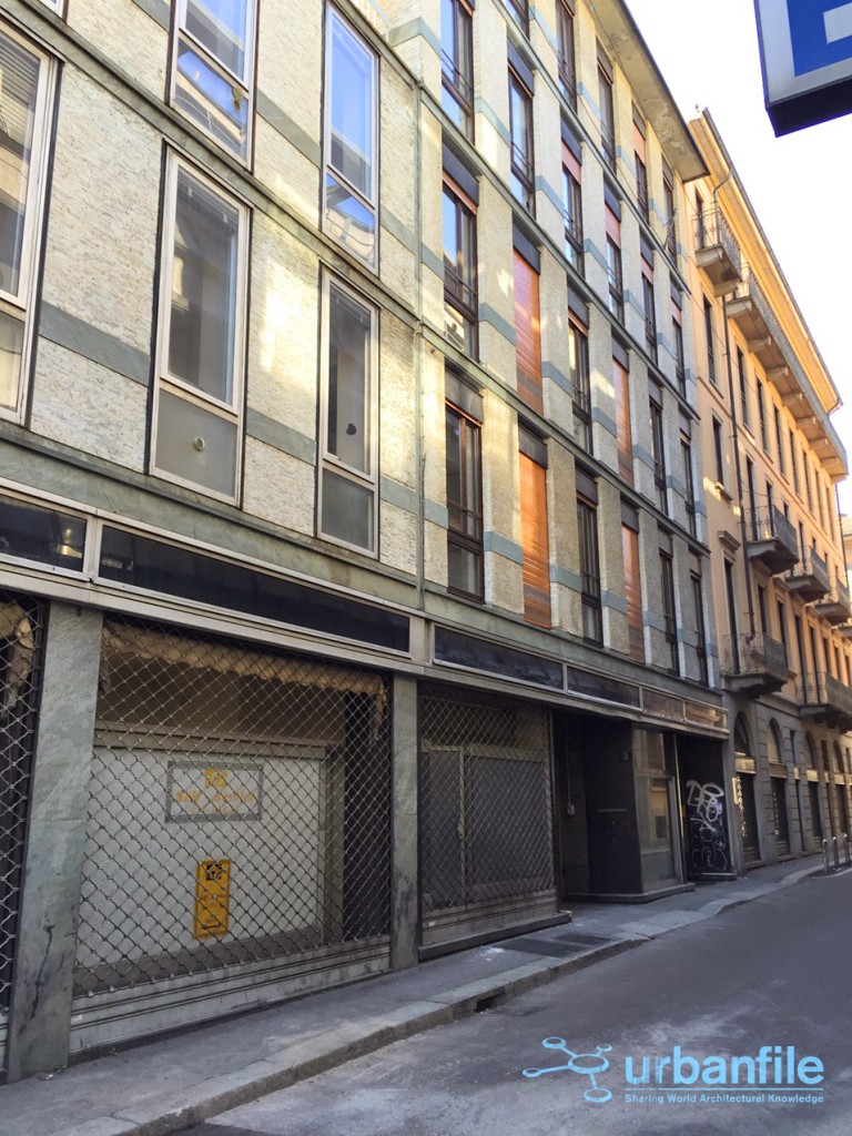 2015-03-28 Via Meravigli Camperio 1
