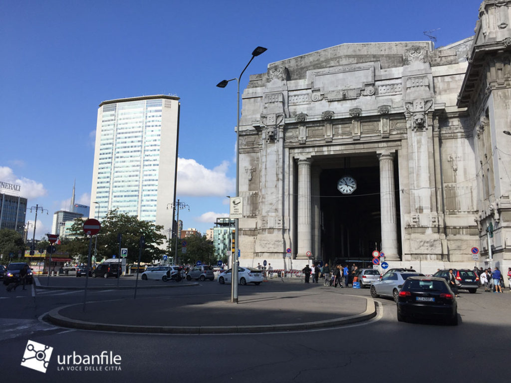 Milano Centrale Piazza Luigi di Savoia un disastro! Urbanfile Milano Centrale Piazza Luigi di Savoia un disastro! Urbanfile