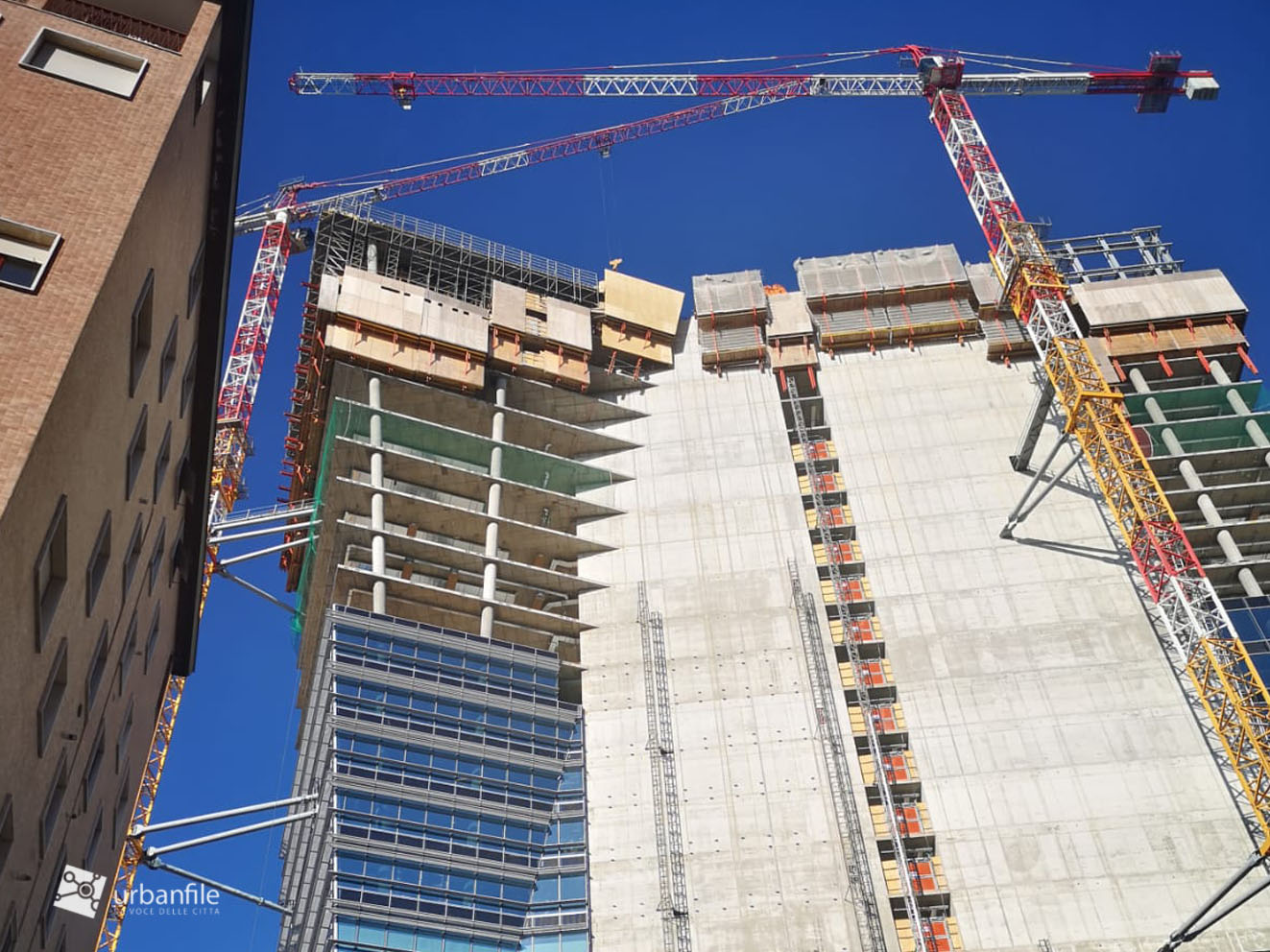 milano centro direzionale cantiere gioia 22 dal basso