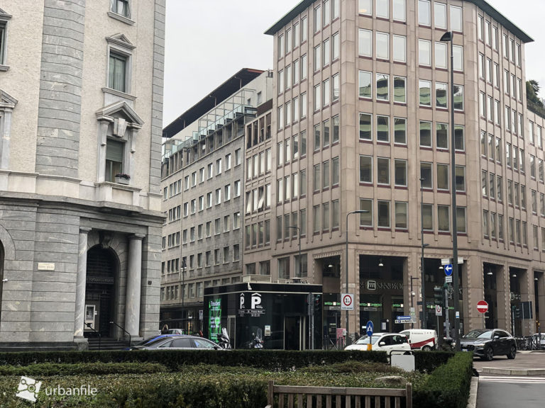 Milano | Centro - Quei cantieri sospesi... - Urbanfile Blog