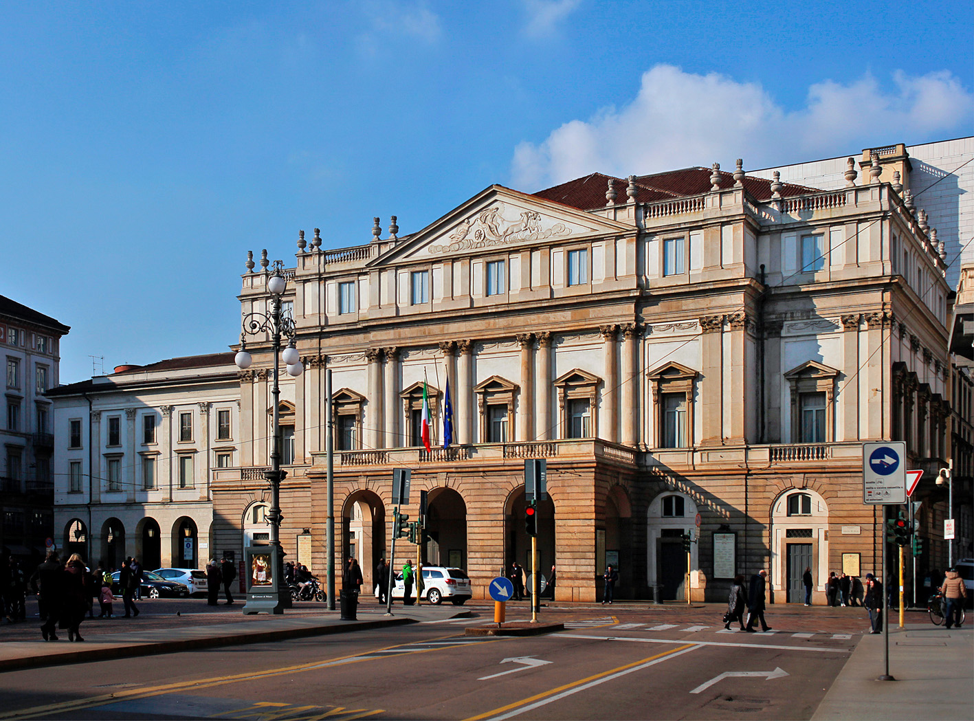 Milano | Centro – Da Gennaio il via al restauro delle facciate della Scala