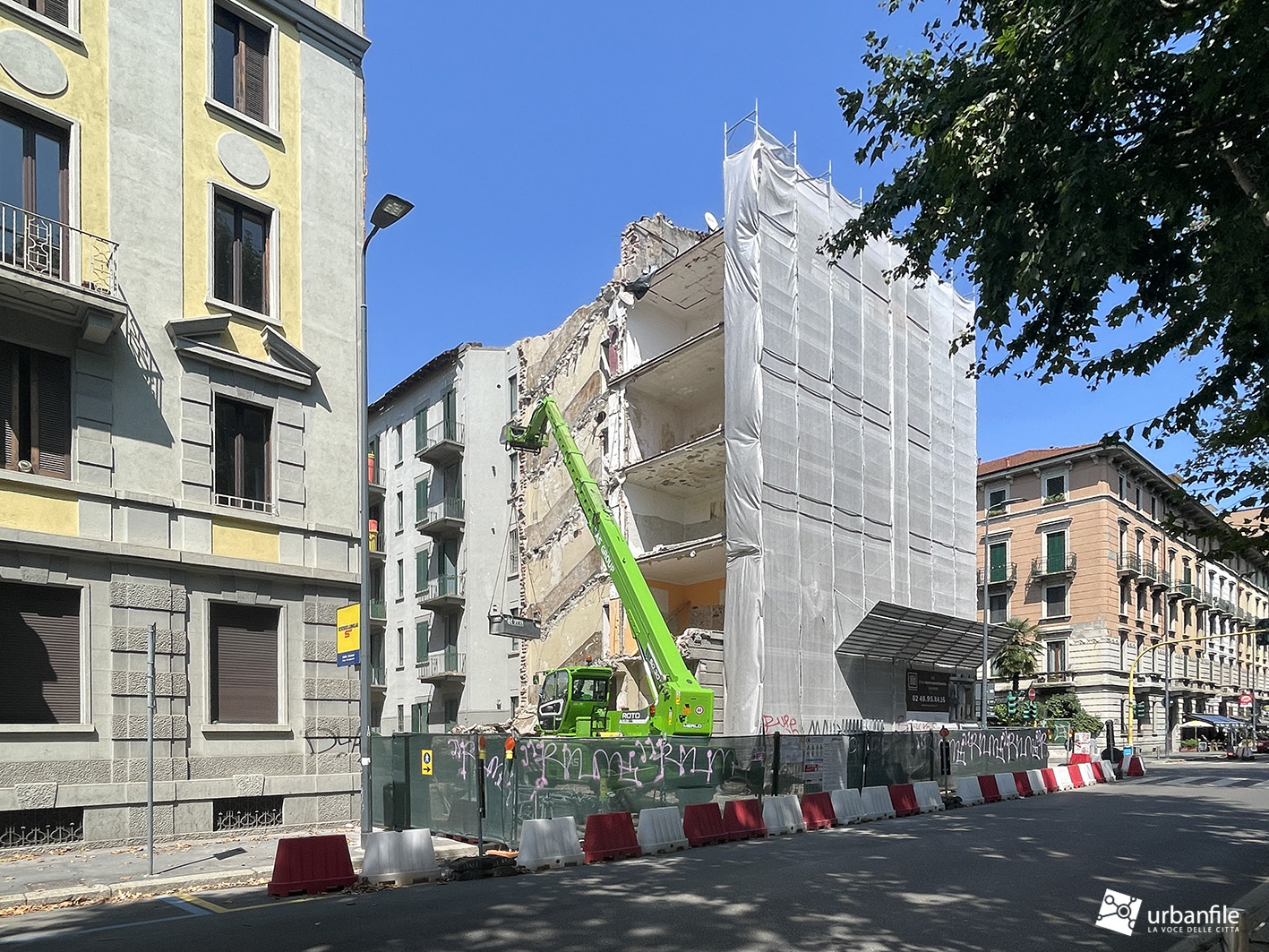Milano | Dergano – Demolizione palazzo di viale Jenner 20: luglio 2024