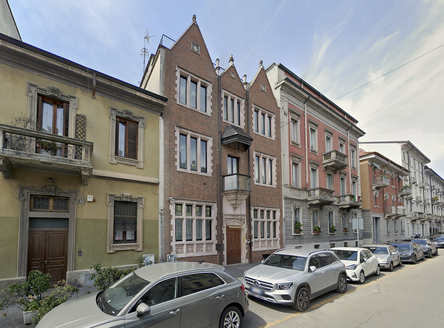 Milano | Porta Venezia – La particolare casa 770 di via Poerio 35