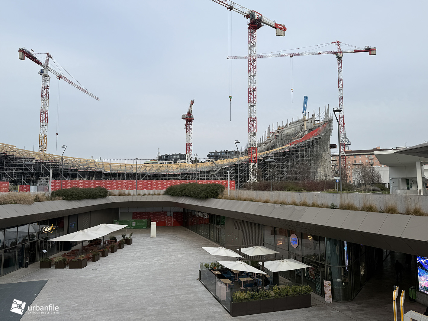 Milano | Fiera Tre Torri – CityLife cantiere CityWave: fine febbraio 2025