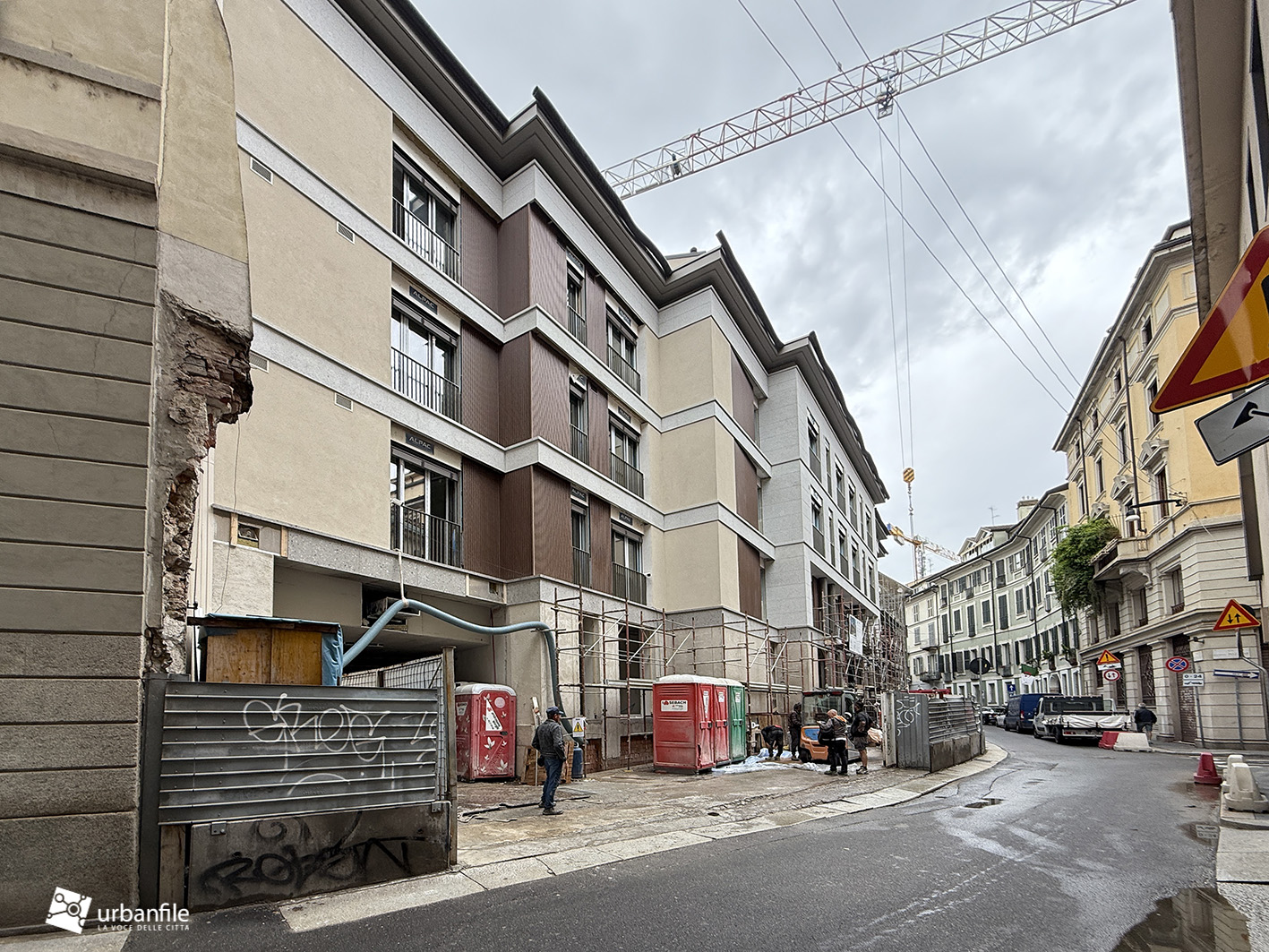 Milano | Castello – Cantiere Via Rovello 14: maggio 2025, si spacchetta!