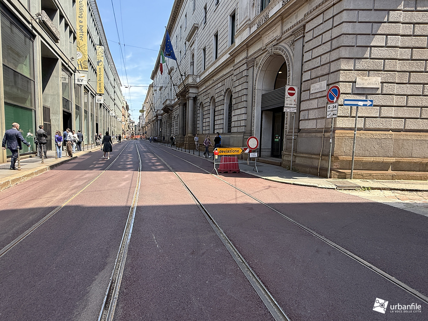 Milano | Centro Storico – Cantiere rimozione del pavé da via Meravigli: fine maggio 2025