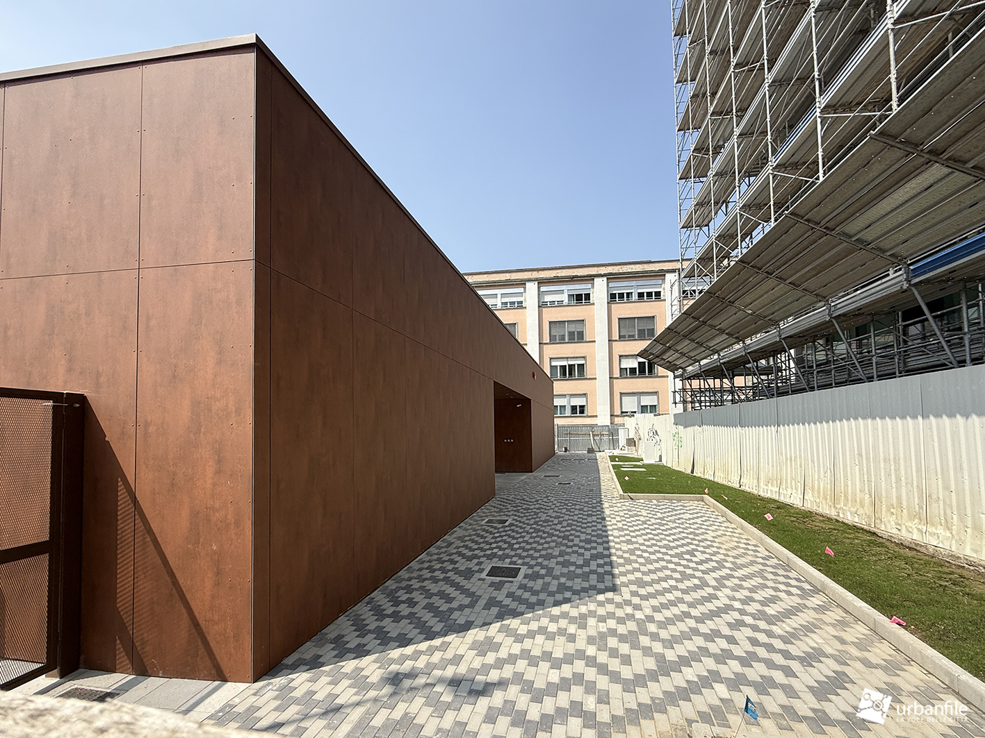 Milano | Porta Nuova – Cantiere per la nuova piscina di via Fatebenesorelle: giugno 2025