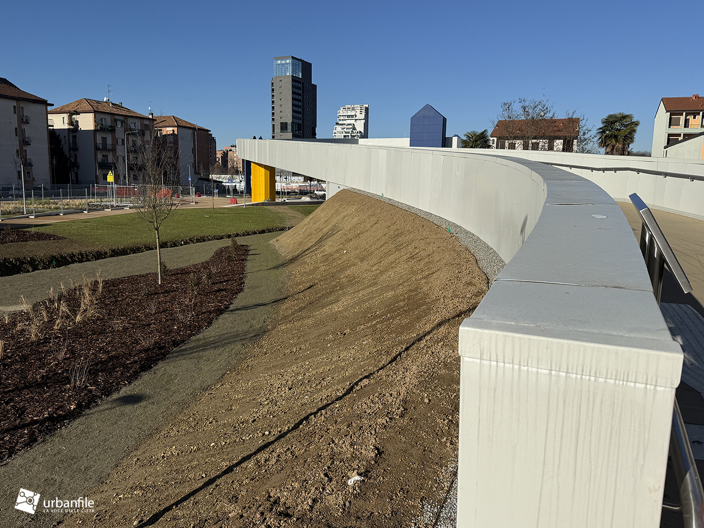 Milano | Lorenteggio + Ronchetto – Cantiere nuovo ponte ciclopedonale Naviglio-Tirana: dicembre 2025