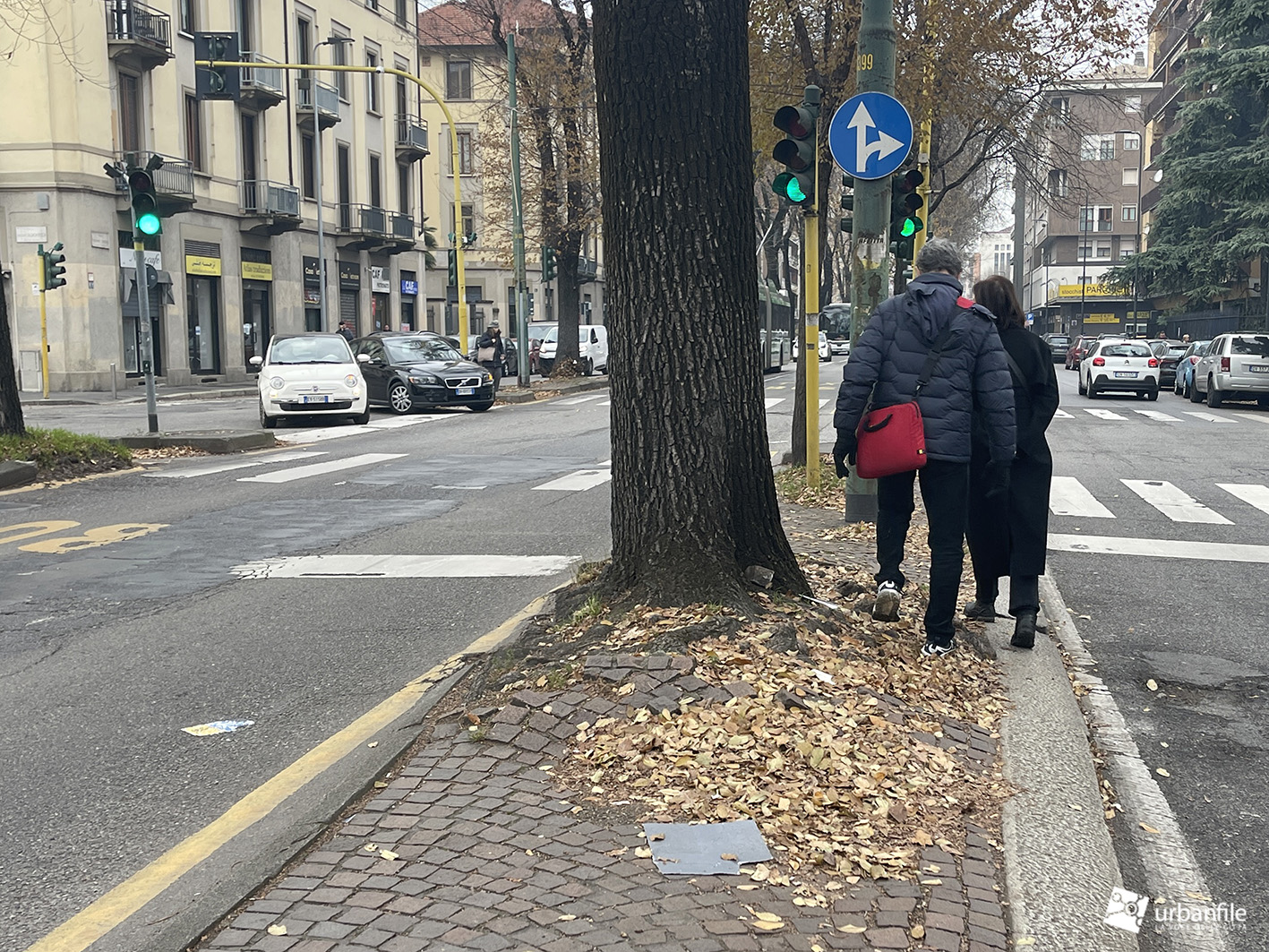 Milano | Maggiolina – La fermata troppo stretta di viale Nazario Sauro